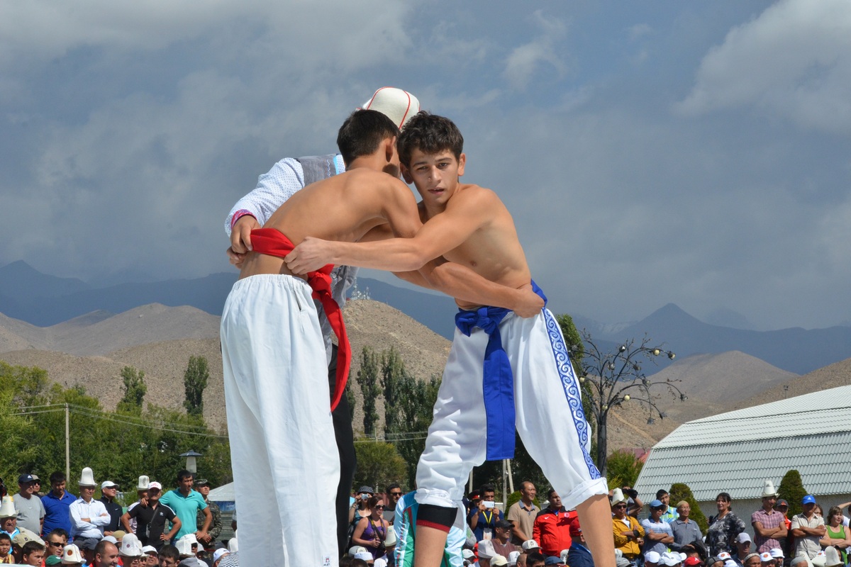 Competitions in Kyrgyz kurosh at the First World Nomad Games 2014