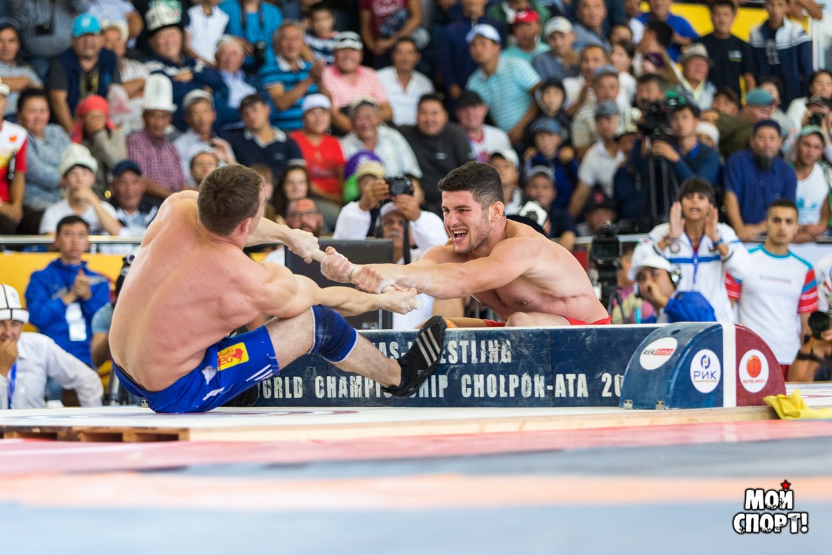The mas-wrestling team is preparing for the III World Nomad Games