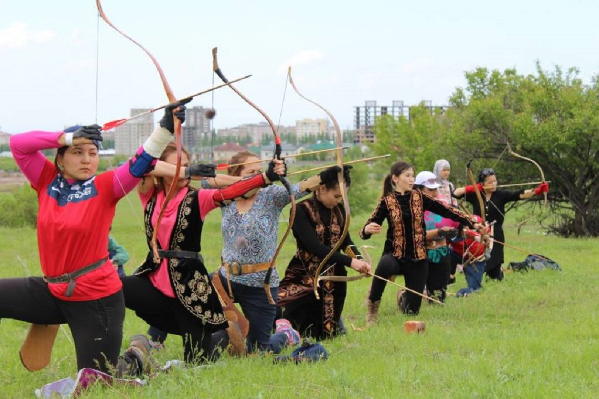 В Иссык-Кульской области сборная команда по салбуурун проводит учебно-тренировочные сборы
