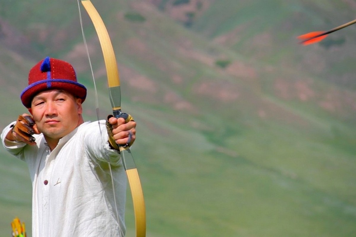 Стрельба из традиционного лука (Кыргызстан)